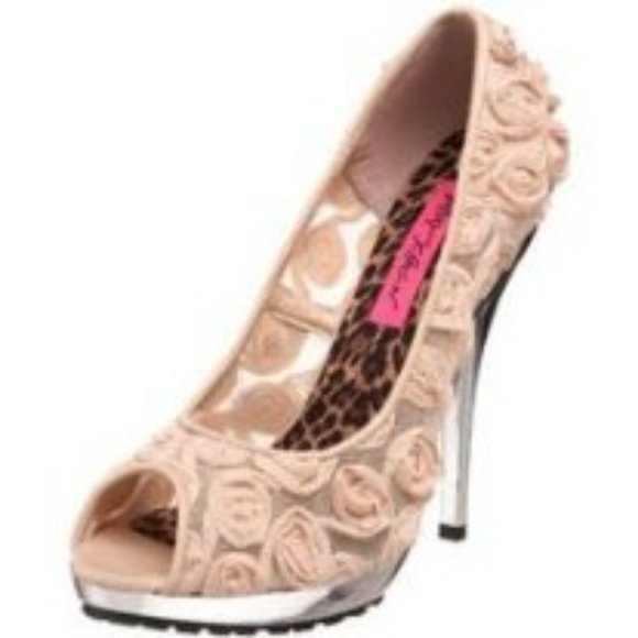 Betsey Johnson - blush pink roses peep toe and silver chrome platform and heels - Picture 1 of 3